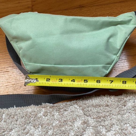 Everest Fanny Pack - Picture 11 of 12